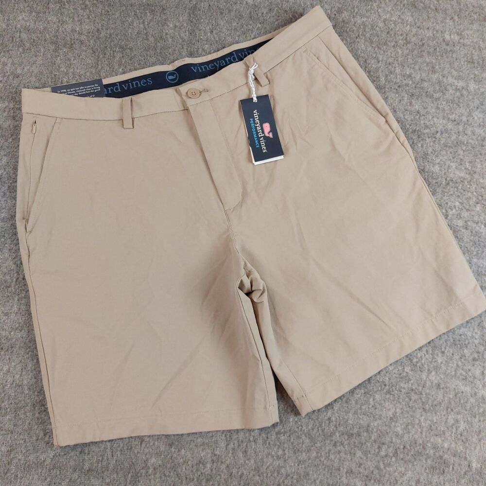 Vineyard Vines On The Go Performance Short Men’s 36(Fit 38) Khaki Stretch NWT
